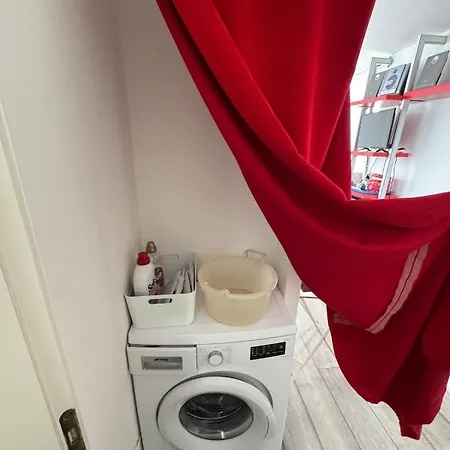 Apartman Terrace - 6th Floor Red- Velence