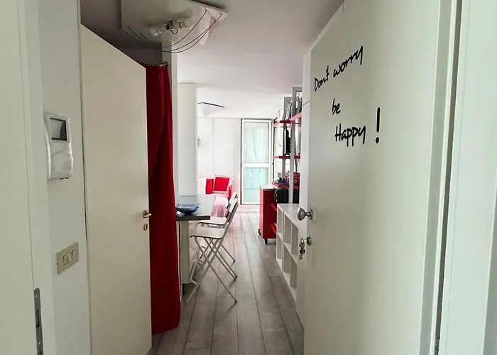 Apartment Terrace - 6th Floor Red- *