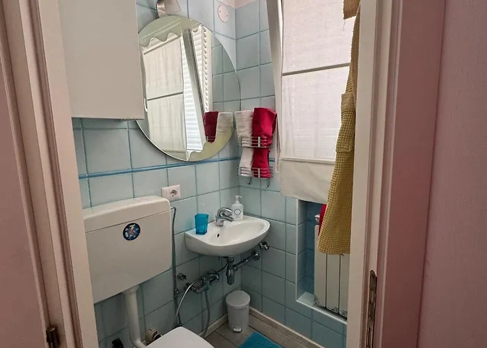 Terrace - 6th Floor Red-